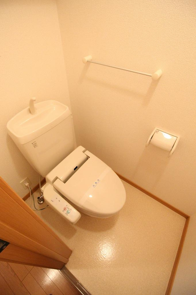 メゾン・ド・フルールⅡのトイレ|※お部屋により仕様が異なる可能性があります。