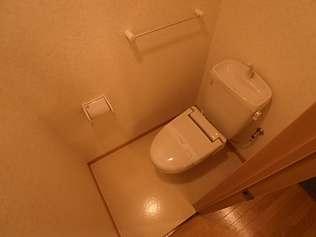 神戸市長田区水笠通４丁目の賃貸マンションのトイレ|ＷＣ
