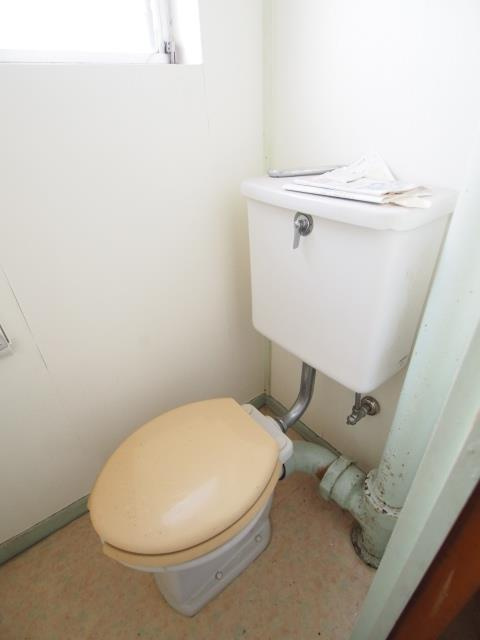 東加古川ファミリーマンション１０２号棟のトイレ