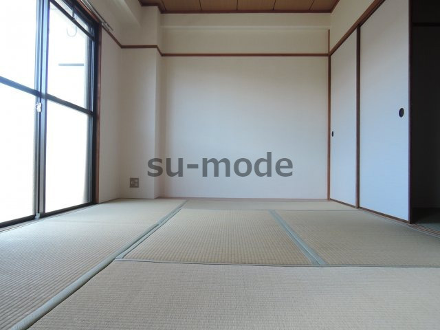 バーンフリート真上の内装