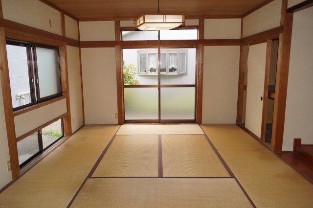 見附市学校町2丁目　中古住宅の和室