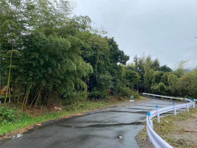 綴喜郡宇治田原町大字南小字上ノ山の前面道路含む現地写真|前道：京都府所有の道路です。
西側 公道 幅員約6.2ｍ 接道約31.2ｍ