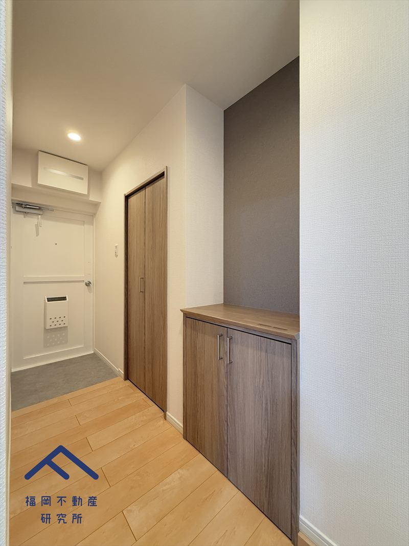 皐月マンション那の川の玄関