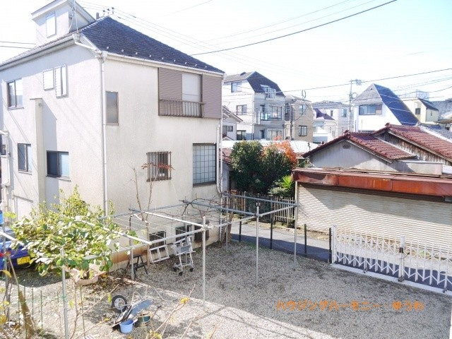 【展望】 | エストール椎名町 | 閑静な住宅街に立地し、眺望も良好です。