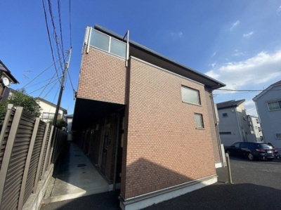 【外観】 | ピュア・グリーン | グリーンライン「高田」駅まで徒歩6分の2階建てアパートです☆通勤通学はもちろん、お買い物やお出かけにもGood☆