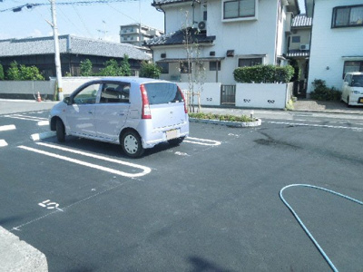 【駐車場】 | リラフォート弥生・
