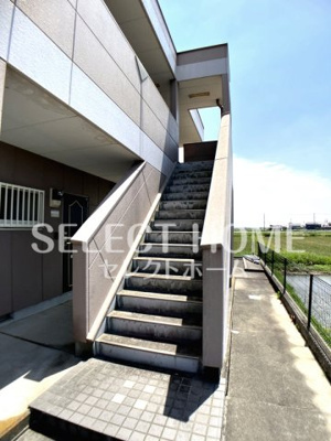 【エントランス】 | メゾンルミナス | 落ち着いたエントランスです