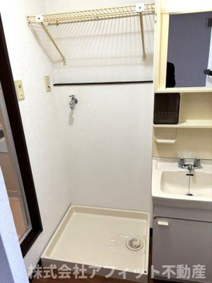 【その他】 | サンライフメートB棟 | 室内洗濯機置場