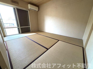 【寝室】 | サンライフメートB棟 | 西側の和室6帖