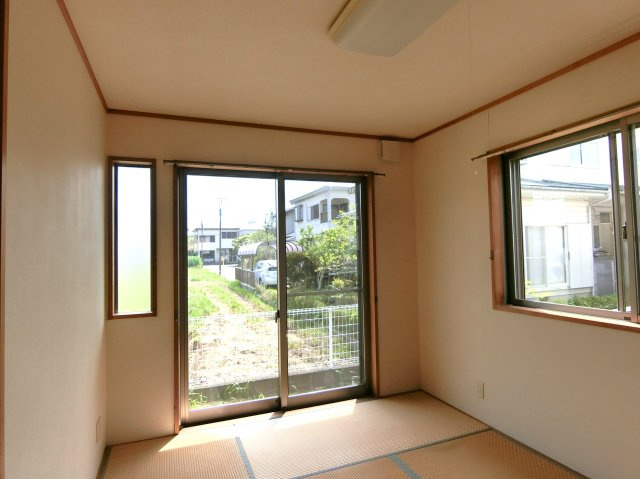 フローラルイタクラの和室