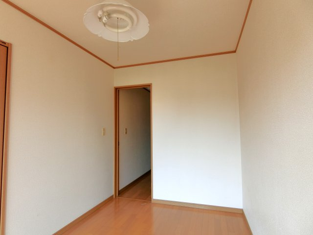 フローラルイタクラの洋室