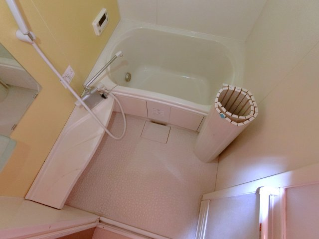 フローラルイタクラの浴室