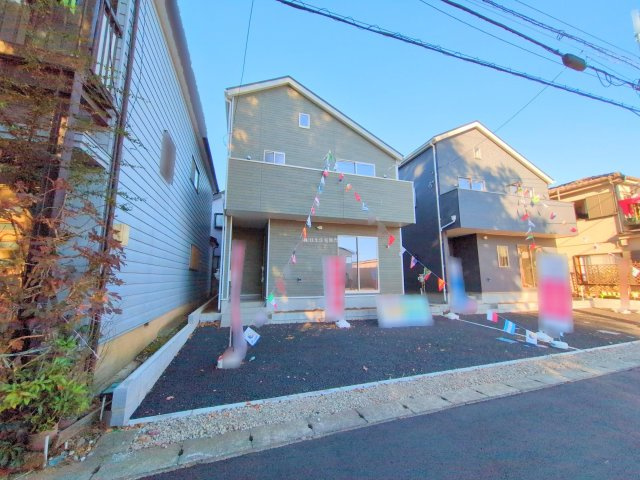 富士見市上沢１丁目の新築一戸建の外観|◇外観◇ (2号棟)
3帖の納戸付きの主寝室！
在宅ワークや趣味のスペースとしても活用できそう♪