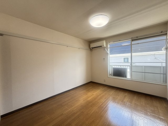 カルム桜新町Bの洋室