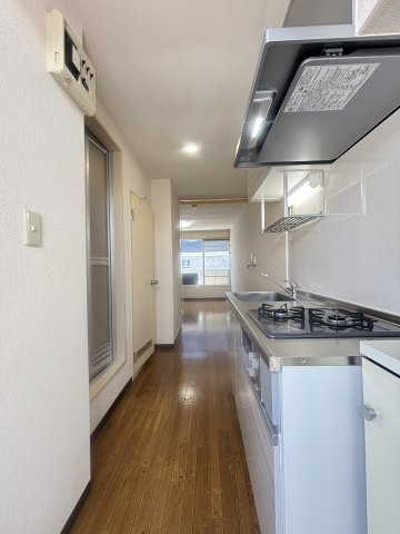 カルム桜新町Bの玄関