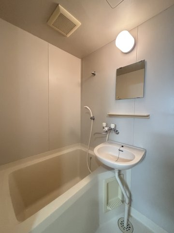 カルム桜新町Bの浴室|バス・トイレ別で快適♪