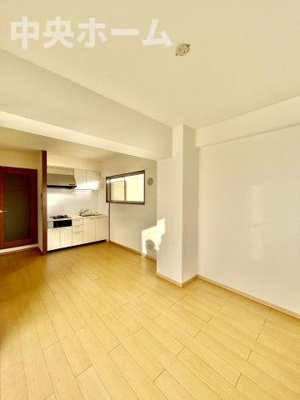 【居間・リビング】 | サンレイ天神橋 | 居間リビング