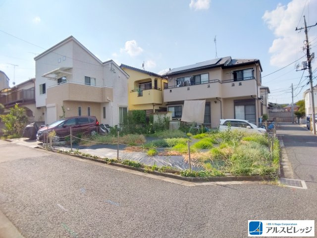 売地／富士見市諏訪1丁目の前面道路含む現地写真
