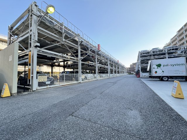 クリオレジダンス東京の駐車場