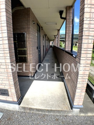 【エントランス】 | エスペランサ宮地 | 毎日通るエントランスはこのようになっています