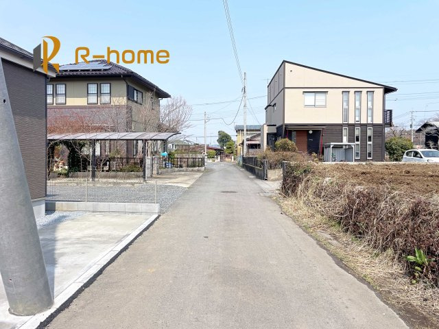 笠間市笠間6期　新築戸建て　2号棟の前面道路含む現地写真|堂々！建物完成♪実際のお部屋をご見学可能です♪
ご見学が一番の資料！お気軽にお問い合わせ下さい♪