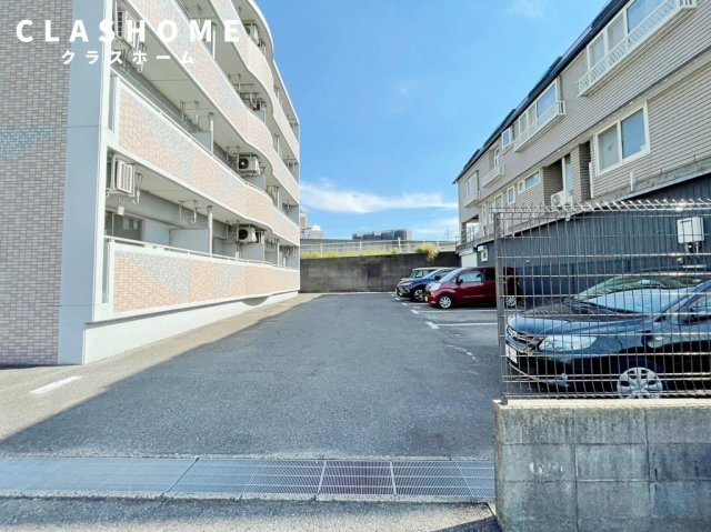 コテエイジ西中　　刈谷市近郊の賃貸ならクラスホーム刈谷店の駐車場