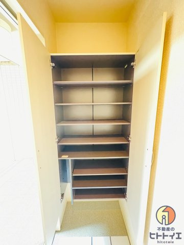 セジュール・アルジェントB棟の収納|シューズボックスです