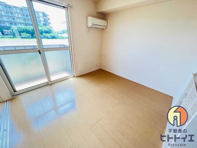 セジュール・アルジェントB棟の居間・リビング|使いやすいリビングです