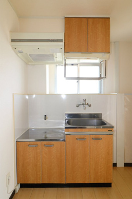 【キッチン】 | スリム箱崎 | 別号室の写真になります。現況優先。