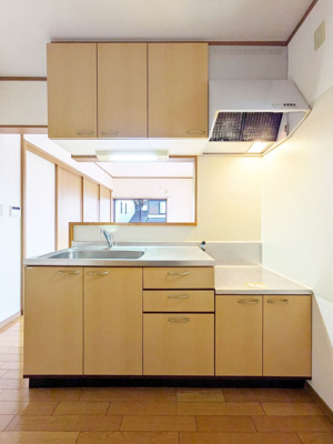 【キッチン】 | エリーナ長住 | 別号室の写真になります。現況優先。