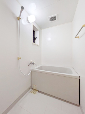 【浴室】 | エリーナ長住 | 別号室の写真になります。現況優先。