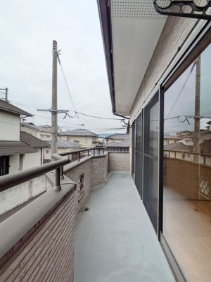 【バルコニー】 | エリーナ長住 | 別号室の写真になります。現況優先。