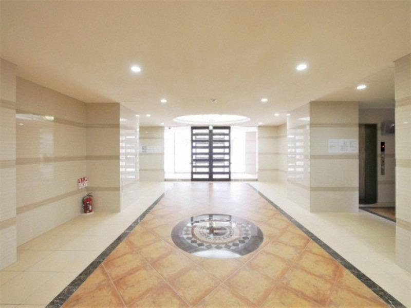 Luxe新大阪Iのロビー