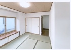 福島市町庭坂字柿ノ下　中古戸建の和室|7帖の和室は畳のぬくもりが心地の良いお部屋です！