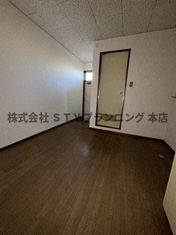 仲介手数料０円！グリーンガーデンの居間・リビング
