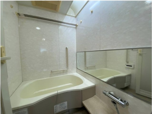 レスタージュたちばなの浴室