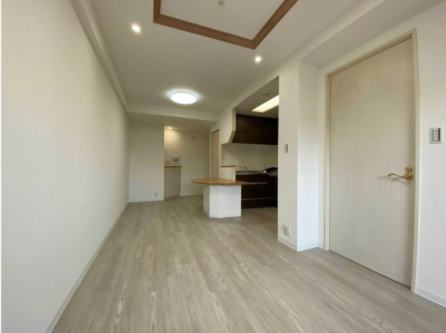 レスタージュたちばなの居間・リビング