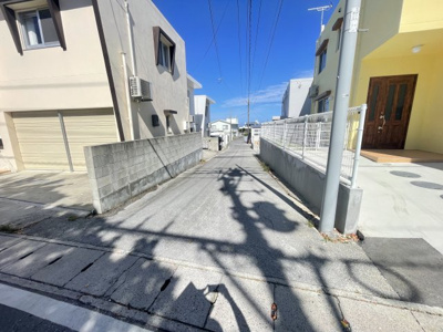 【前面道路含む現地写真】 | 読谷村渡慶次（限定1棟）オーシャンビュー | ※南西側4m♪