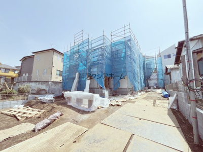 【外観】 | 入間市大字小谷田・全3棟　新築一戸建　2号棟 | 【全3棟・2号棟】建築中現地写真(2025年3月27日撮影)