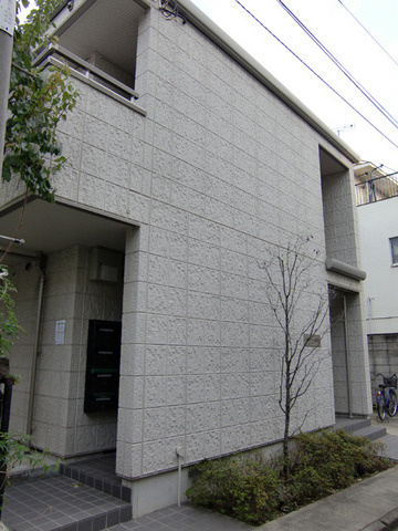 プラティーク市野倉のロビー|耐震・耐火構造