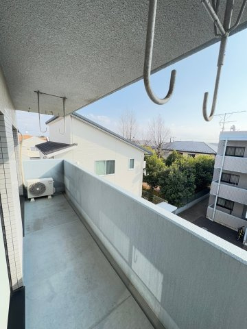 【バルコニー】