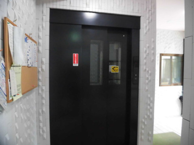 【その他共用部分】 | ハイツしらかわ | エレベーター付きの物件です。