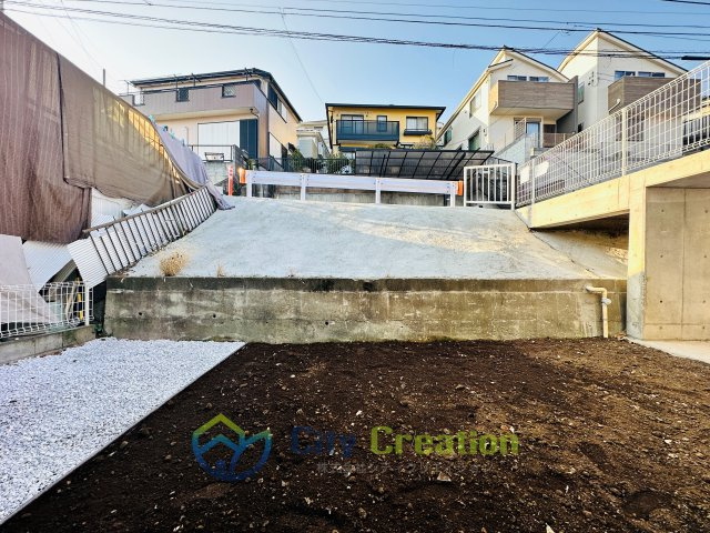 藤沢市本藤沢1丁目　新築一戸建てのエントランス