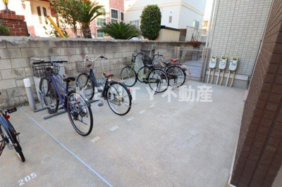 【その他共用部分】 | コットンハウス | 駐輪場