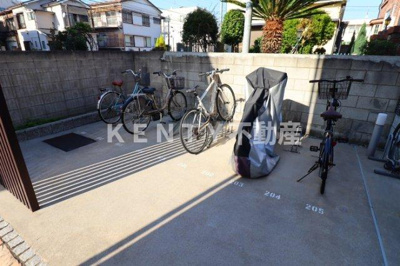 【その他共用部分】 | コットンハウス | 駐輪場