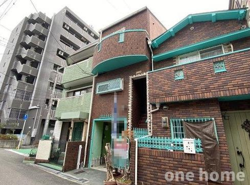 塚本2丁目中古戸建の外観|◆水回りを２階に集約した家事導線に優れた間取りです！
◆各居室にはクローゼット完備！収納豊富です！