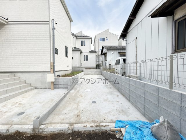 入間市大字小谷田・全3棟　新築一戸建　3号棟の駐車場|縦列2台駐車可能