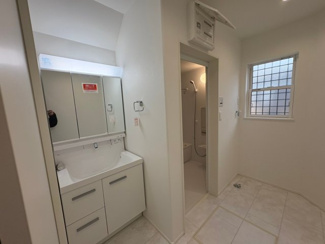 【独立洗面台】 | 川越市岸町3丁目　新築分譲　「川越駅」バス7分　敷地22坪　【新宿小学区】