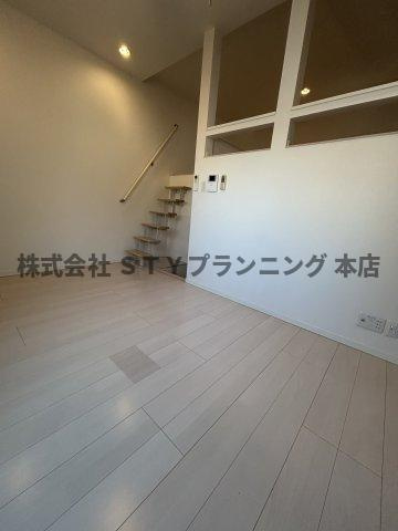 仲介手数料０円！Belle Plumeの居間・リビング