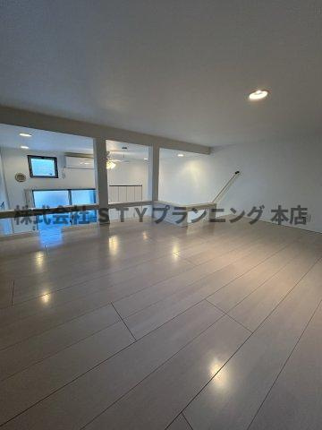 仲介手数料０円！Belle Plumeの洋室